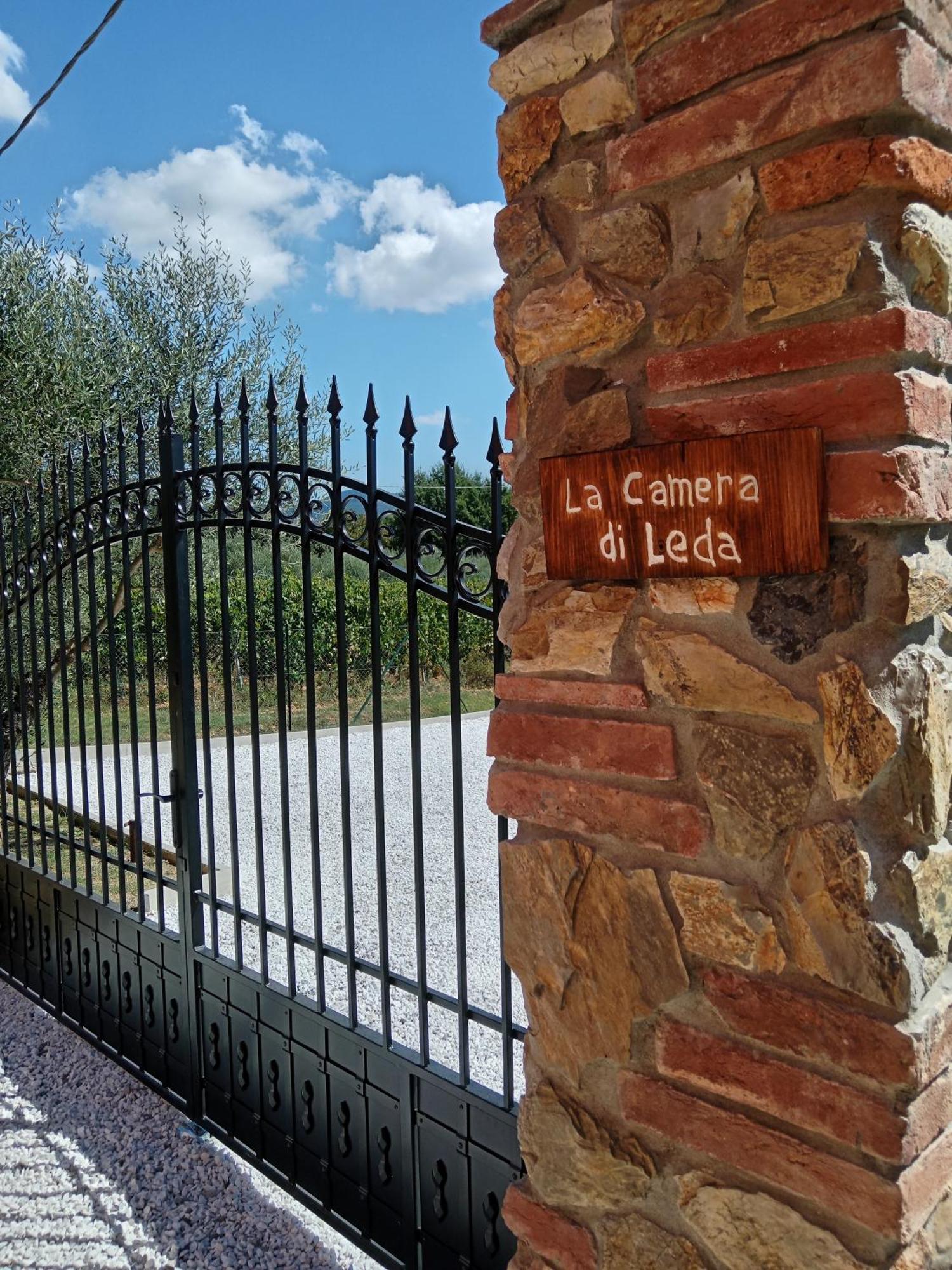 Casale - La Camera Di Leda Lamporecchio Exterior photo